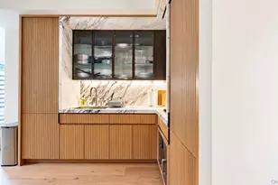 135 E 47th St, New York, NY 10017 - Photo 9