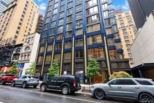 135 E 47th St, New York, NY 10017 - Photo 1