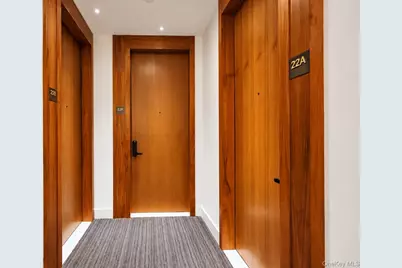 135 E 47th Street #22F, New York, NY 10017 - Photo 5