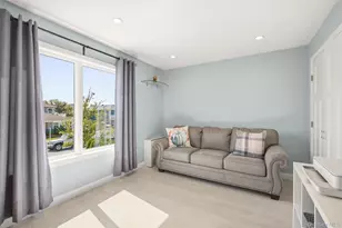 241 W Pine St, Long Beach, NY 11561 - Photo 19