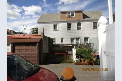 82-51 Penelope Avenue, Middle Village, NY 11379 - Photo 15