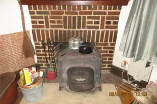 82-51 Penelope Ave, Middle Village, NY 11379 - Photo 5