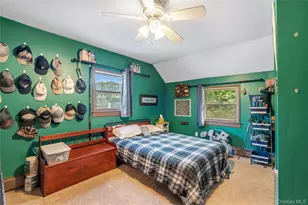 84 Tower St, Sayville, NY 11782 - Photo 25