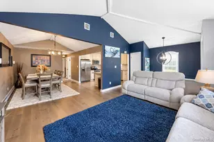 175 Stuyvesant Rd, Oakdale, NY 11769 - Photo 5
