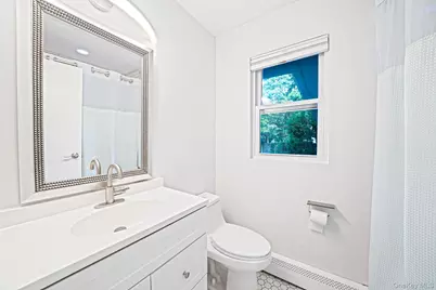 1435 Bray Avenue, Laurel, NY 11948 - Photo 11