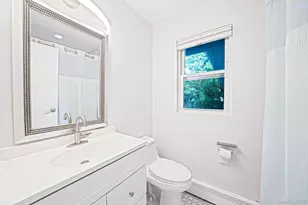 1435 Bray Ave, Laurel, NY 11948 - Photo 11