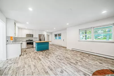 1435 Bray Avenue, Laurel, NY 11948 - Photo 3