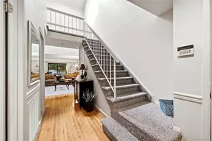 28 Hampton Ct, Woodbury, NY 11797 - Photo 5