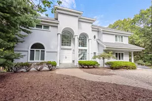 3525 Paradise Point Rd, Southold, NY 11971 - Photo 5