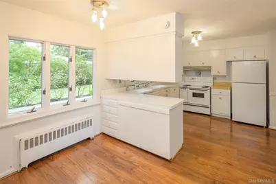 30 Cherwing Road, Yonkers, NY 10701 - Photo 11