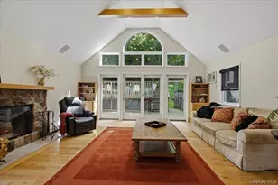 3494 Overlook Ave, Yorktown Heights, NY 10598 - Photo 7