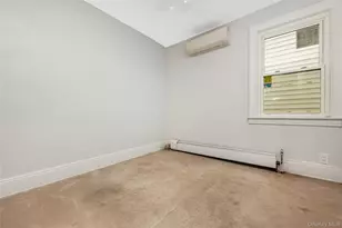 164-36 76th Ave, Fresh Meadows, NY 11366 - Photo 15