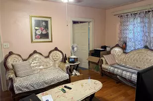 112-34 203rd St, Saint Albans, NY 11412 - Photo 3