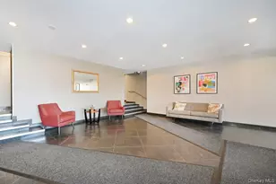 2 Birchwood Ct, Mineola, NY 11501 - Photo 9