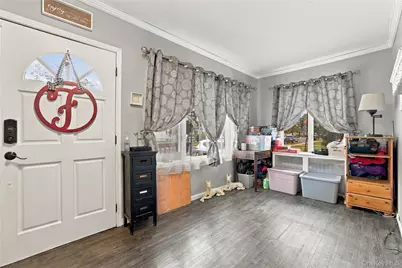471 Pearl Street, Oceanside, NY 11572 - Photo 5