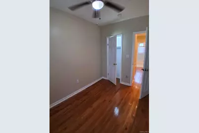 11551 203rd Street, Saint Albans, NY 11412 - Photo 5