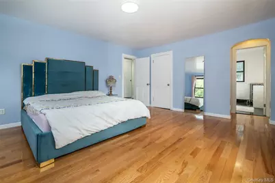 887 Webster Avenue, New Rochelle, NY 10804 - Photo 21