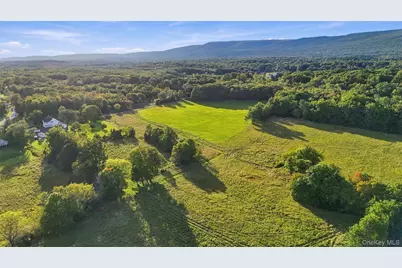 4 Low Road, Wallkill, NY 12589 - Photo 7