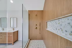 89 West Ave, Hicksville, NY 11801 - Photo 27