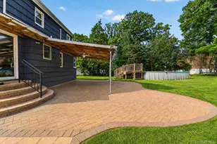 315 Harmony Dr, Massapequa Park, NY 11762 - Photo 25