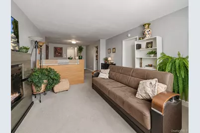 642 Locust Street #4H, Mount Vernon, NY 10552 - Photo 9