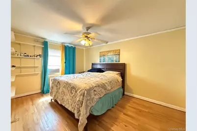 2944 Lurting Avenue, Bronx, NY 10469 - Photo 9