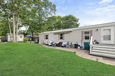 105 Oakview Hwy #180, East Hampton, NY 11937 - Photo 7