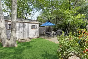 105 Oakview Hwy, East Hampton, NY 11937 - Photo 9