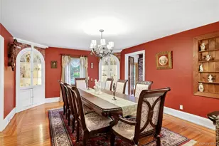 251-61 Gaskell Rd, Little Neck, NY 11362 - Photo 13