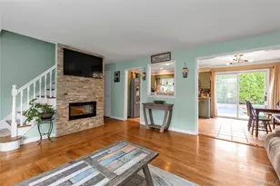 7 Eckert St, Huntington Station, NY 11746 - Photo 3