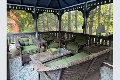 10 Glenmore Drive, Hampton Bays, NY 11946 - Photo 17