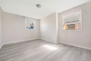 82 Pengon Cir, East Meadow, NY 11554 - Photo 15