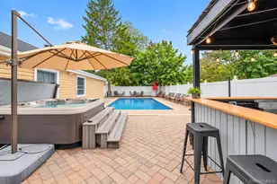 54 Pacific Ave, Deer Park, NY 11729 - Photo 5