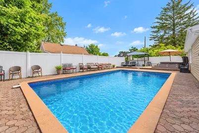 54 Pacific Avenue, Deer Park, NY 11729 - Photo 3