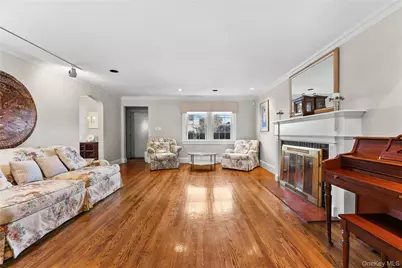 43-24 Morgan Street, Little Neck, NY 11363 - Photo 9