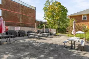 121 N Broadway, White Plains, NY 10603 - Photo 33
