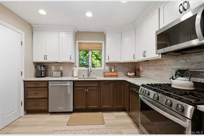14 Young Street, Cortlandt Manor, NY 10567 - Photo 5