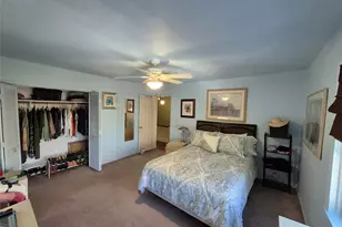 327 E Pine St, Long Beach, NY 11561 - Photo 9