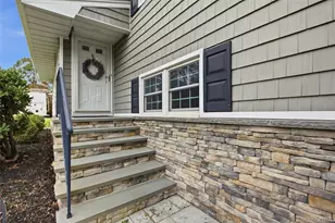 23 Apple Tree Dr, Hauppauge, NY 11788 - Photo 3