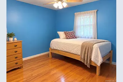 2398 River Road, Calverton, NY 11933 - Photo 5