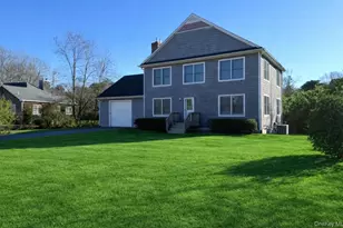 32 Sugar Loaf Rd, Southampton, NY 11968 - Photo 17