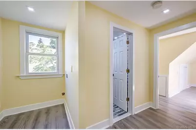 32-28 Utopia Parkway, Flushing, NY 11358 - Photo 21