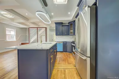 32-28 Utopia Parkway, Flushing, NY 11358 - Photo 9