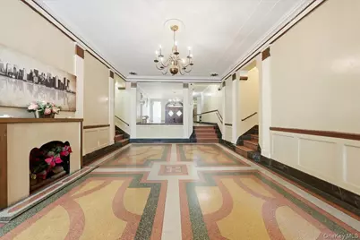 360 Ocean Parkway #5G, Brooklyn, NY 11218 - Photo 9
