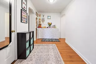 360 Ocean Pkwy, Brooklyn, NY 11218 - Photo 11
