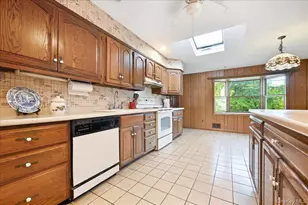 4001 Wicks Ave, Seaford, NY 11783 - Photo 9