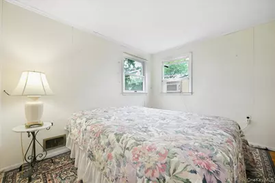 4001 Wicks Avenue, Seaford, NY 11783 - Photo 23