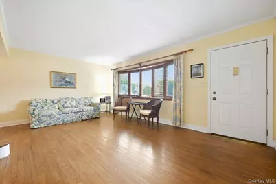 4001 Wicks Avenue, Seaford, NY 11783 - Photo 5