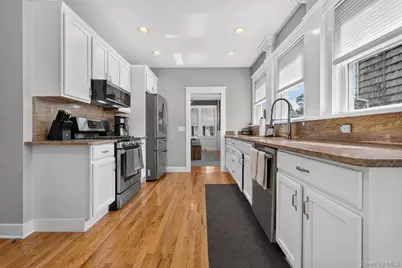 5 Franklin Avenue, Glen Cove, NY 11542 - Photo 17