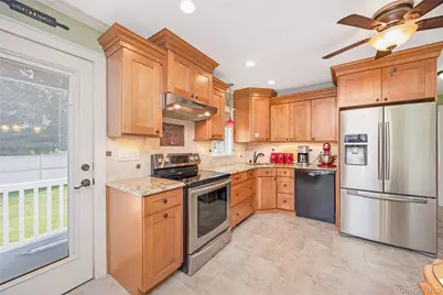 8 N 5th Street, Holbrook, NY 11741 - Photo 13